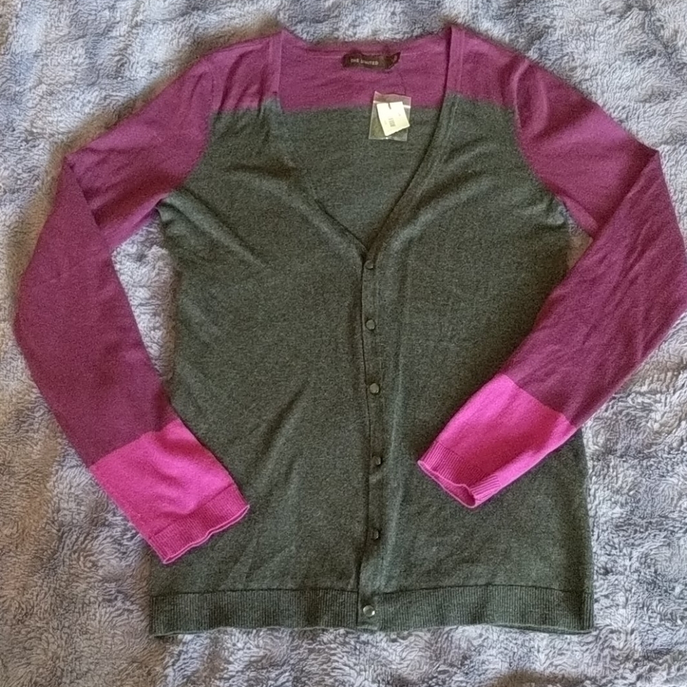 V neck cardigan
